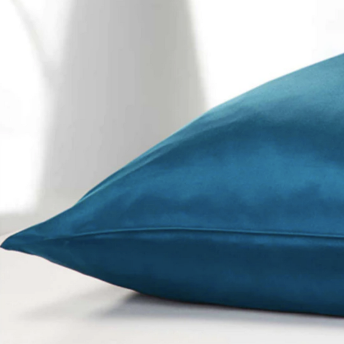 Silk Pillow Case For Anti-Ageing, Anti-Acne & Anti-Breakout